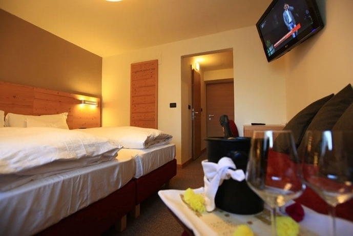 Imagen de la habitación del Hotel Col Di Lana. Foto 14