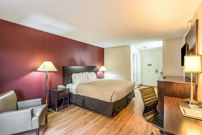 Imagen de la habitación del Hotel Colby Inn and Suites. Foto 3