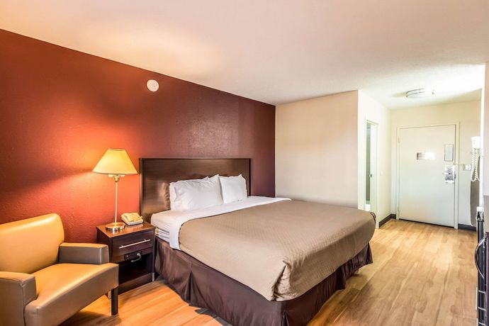 Imagen de la habitación del Hotel Colby Inn and Suites. Foto 7