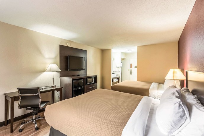 Imagen de la habitación del Hotel Colby Inn and Suites. Foto 15