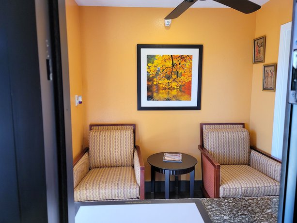 Imagen de los interiores del Hotel Coldspring Inn. Foto 16