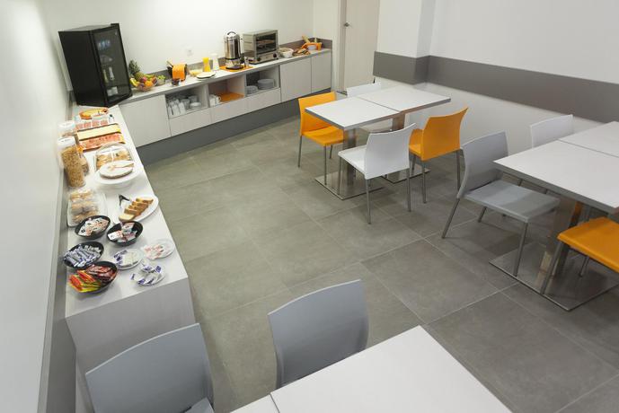 Imagen del bar/restaurante del Hotel Colectia Urumea. Foto 3