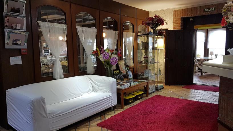 Imagen general del Hotel Colegiata. Foto 11