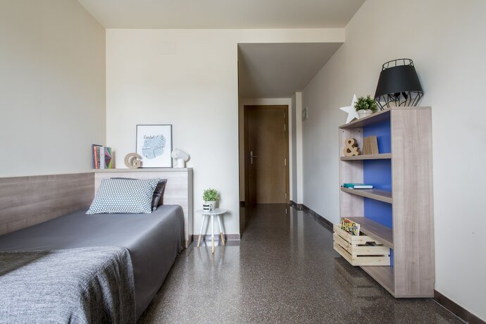 Imagen de la habitación del Hotel Colegio Mayor Hern&aacute;n Cort&eacute;s (centro Adscrito A La Reaj). Foto 16