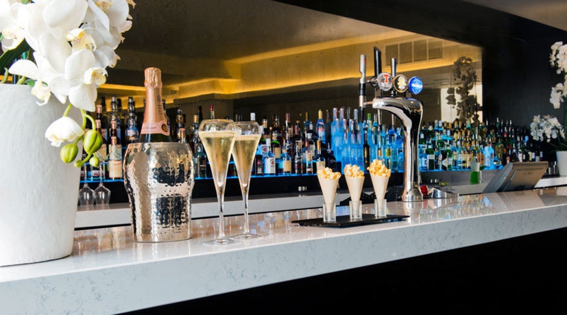 Imagen del bar/restaurante del Hotel Colessio. Foto 4