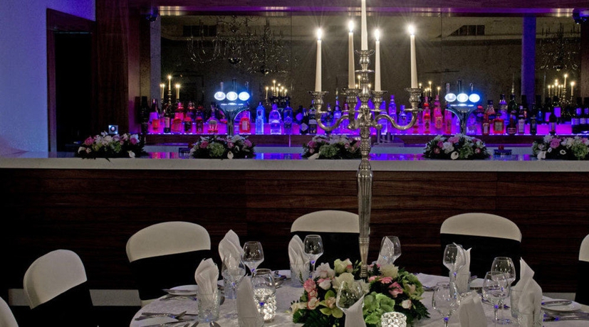 Imagen de los interiores del Hotel Colessio. Foto 12