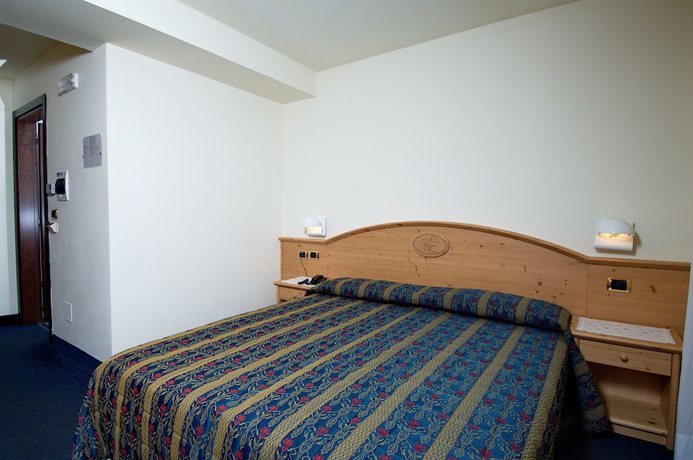 Imagen de la habitación del Hotel Colfosco. Foto 2