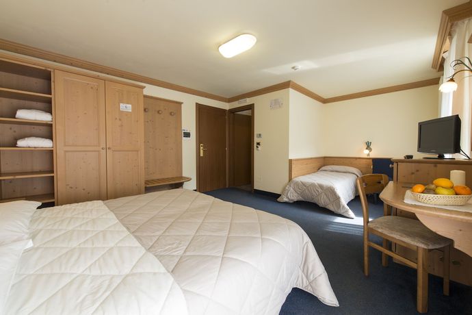 Imagen de la habitación del Hotel Colfosco. Foto 9