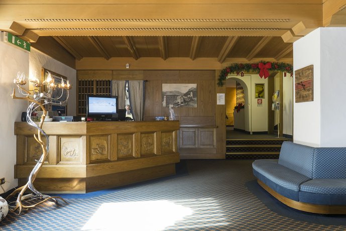 Imagen de los interiores del Hotel Colfosco. Foto 20