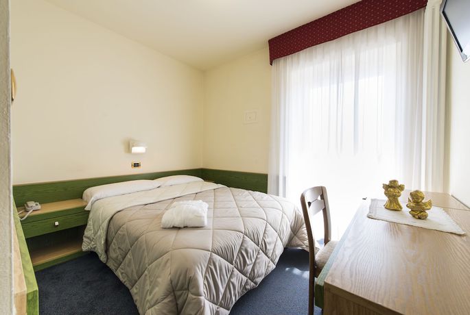 Imagen de la habitación del Hotel Colfosco. Foto 15