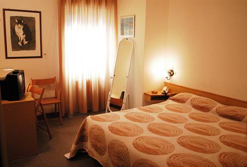 Imagen de la habitación del Hotel Colibr&igrave;, Alessano. Foto 4