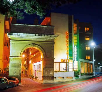 Imagen de los exteriores del Hotel Colibrì, FINALE LIGURE. Foto 6