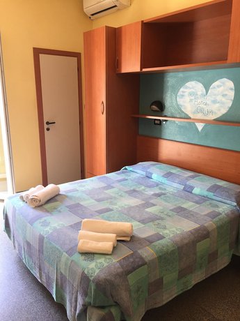 Imagen de la habitación del Hotel Colibr&igrave;, Rimini. Foto 10