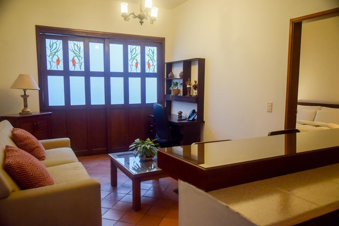 Imagen de la habitación del Hotel Colina De San Antonio. Foto 3