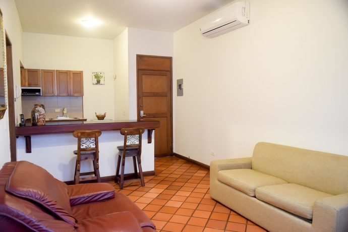 Imagen de la habitación del Hotel Colina De San Antonio. Foto 13