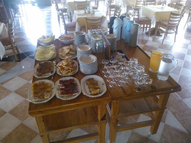 Imagen general del Hotel Colina Del Valle. Foto 10