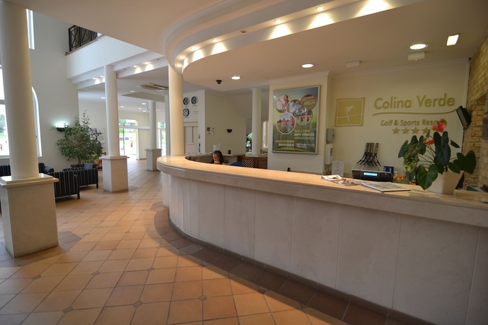 Imagen de los interiores del Hotel Colina Verde Golf and Sports Resort. Foto 17