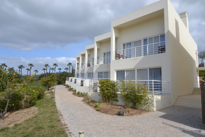 Imagen de la habitación del Hotel Colina Verde Golf and Sports Resort. Foto 7