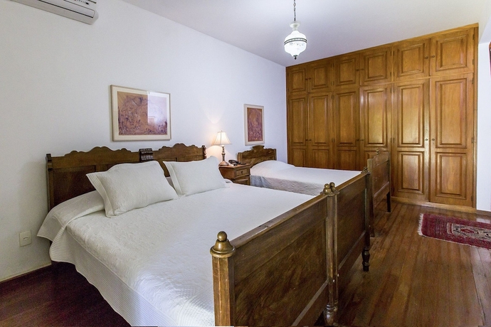 Imagen de la habitación del Hotel Colinas De Petropolis. Foto 3