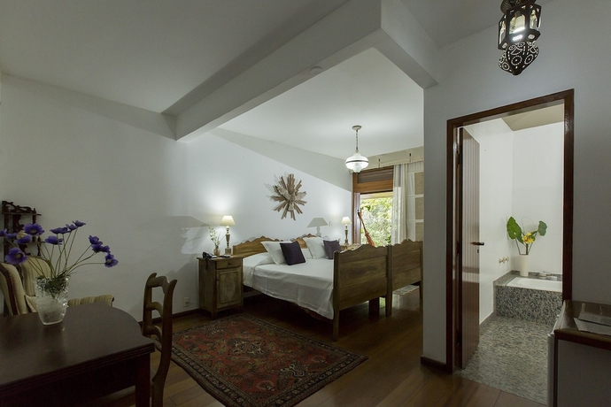 Imagen de la habitación del Hotel Colinas De Petropolis. Foto 8