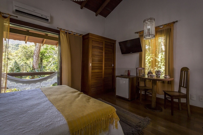 Imagen de la habitación del Hotel Colinas De Petropolis. Foto 16