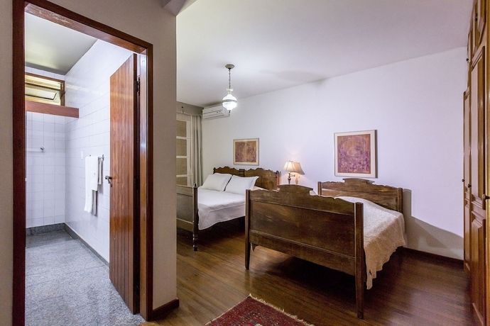 Imagen de la habitación del Hotel Colinas De Petropolis. Foto 19