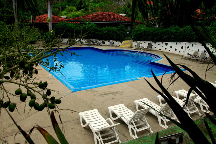 Imagen de los exteriores del Hotel Colinas Del Sol. Foto 9