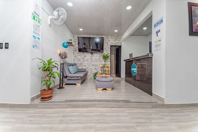 Imagen de los interiores del Hotel Colinas del Llano. Foto 18