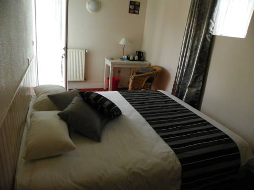 Imagen de la habitación del Hotel Colinette. Foto 5