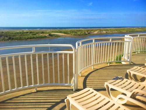 Imagen de la habitación del Hotel Coliseum Ocean Resort. Foto 5