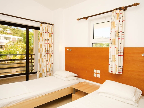 Imagen de la habitación del Hotel Coliseum Studios and Apartments. Foto 2