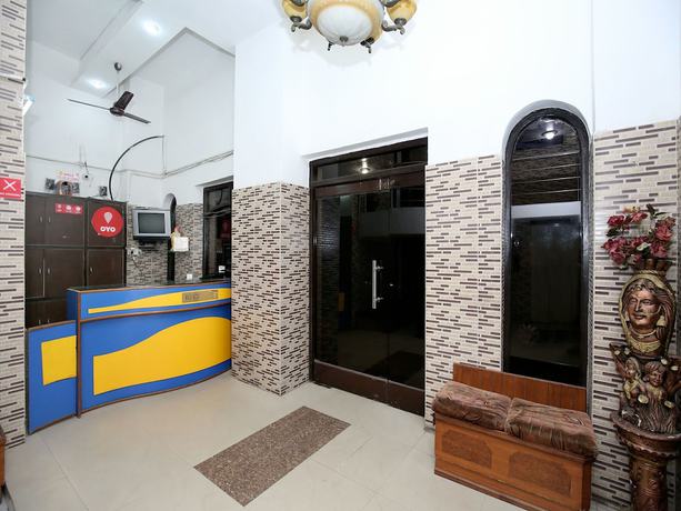 Imagen de los interiores del Hotel Collection O 12986 The Red. Foto 18