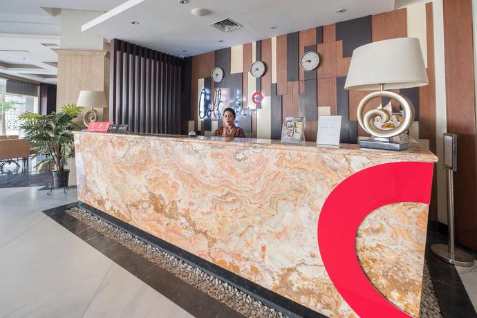 Imagen de los interiores del Hotel Collection O 19 Grand Malebu Makassar. Foto 20