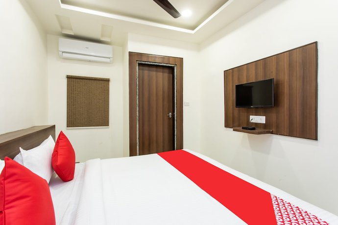 Imagen de la habitación del Hotel Collection O 23058 Aditya Regency. Foto 8