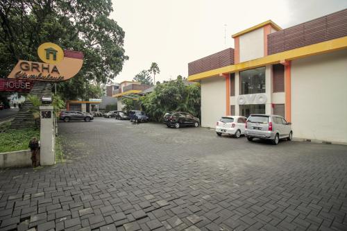Imagen general del Hotel Collection O 295 Grha Ciumbuleuit Guest House. Foto 13