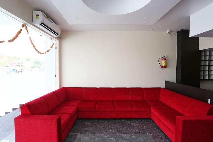 Imagen de los interiores del Hotel Collection O 30916 Agk Residency. Foto 16