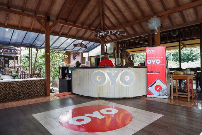 Imagen de los interiores del Hotel Collection O 550 Kebon Krapyak Cottage Syariah. Foto 19