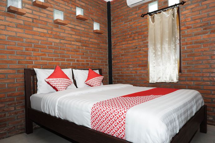 Imagen de la habitación del Hotel Collection O 550 Kebon Krapyak Cottage Syariah. Foto 16