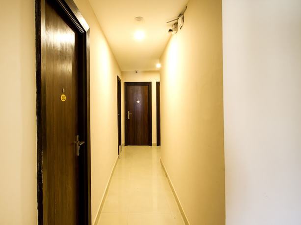 Imagen de los interiores del Hotel Collection O 7601 Park Heights Banjara Hills. Foto 19