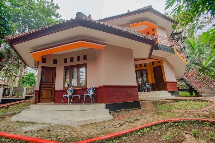 Imagen de la habitación del Hotel Collection O 89999 Bumi Kedaton Resort. Foto 6