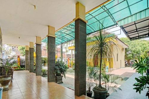 Imagen general del Hotel Collection O 90693 ORCHID EDOTEL Boyolangu. Foto 11