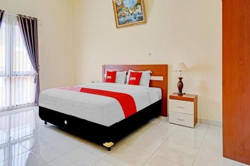 Imagen de la habitación del Hotel Collection O 90693 ORCHID EDOTEL Boyolangu. Foto 19