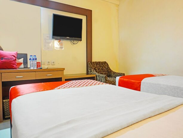 Imagen general del Hotel Collection O 91565 Grand Populer. Foto 11