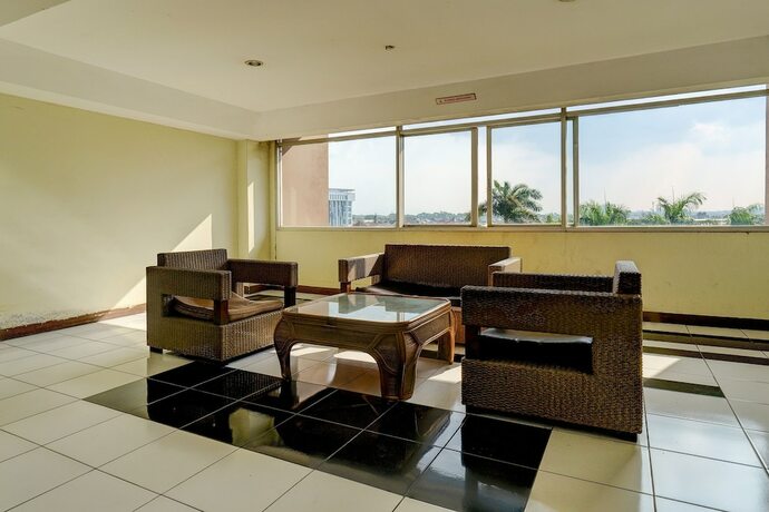 Imagen general del Hotel Collection O 92643 Emerald Apartement By Tahha Hospitality. Foto 2