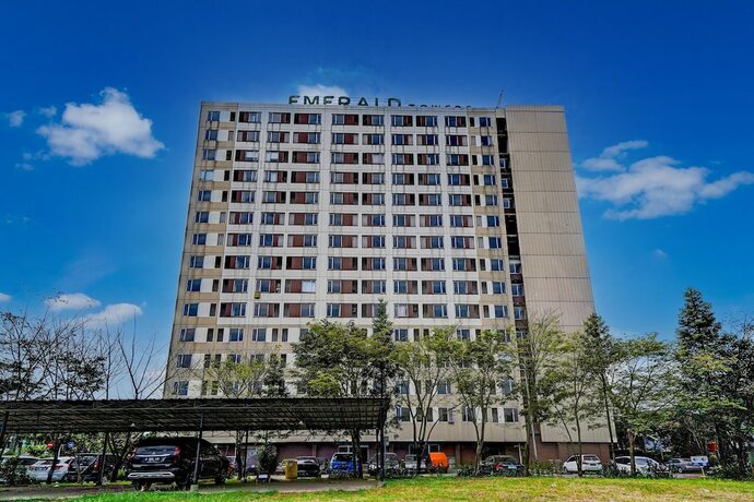 Imagen general del Hotel Collection O 92643 Emerald Apartement By Tahha Hospitality. Foto 6