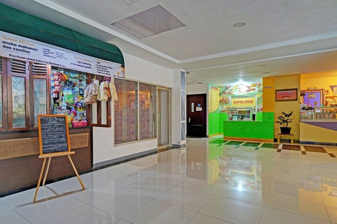 Imagen general del Hotel Collection O 92643 Emerald Apartement By Tahha Hospitality. Foto 13