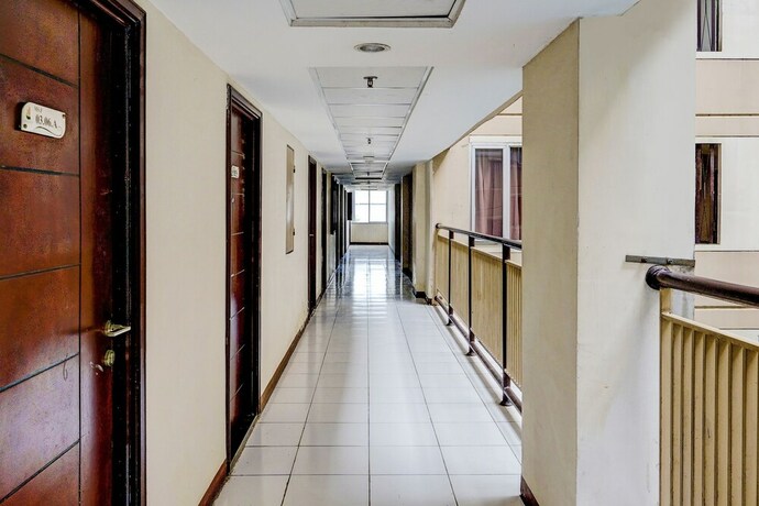 Imagen general del Hotel Collection O 92643 Emerald Apartement By Tahha Hospitality. Foto 18