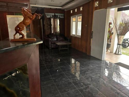 Imagen general del Hotel Collection O 93141 Alam Segar. Foto 7