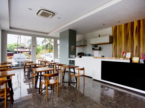 Imagen general del Hotel Collection O Bekasi Timur Near Gedung Juang Formerly Regia Tambun. Foto 8