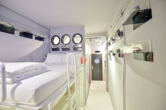 Imagen de la habitación del Hotel Collection O Jasaen Stylish Boutique. Foto 15